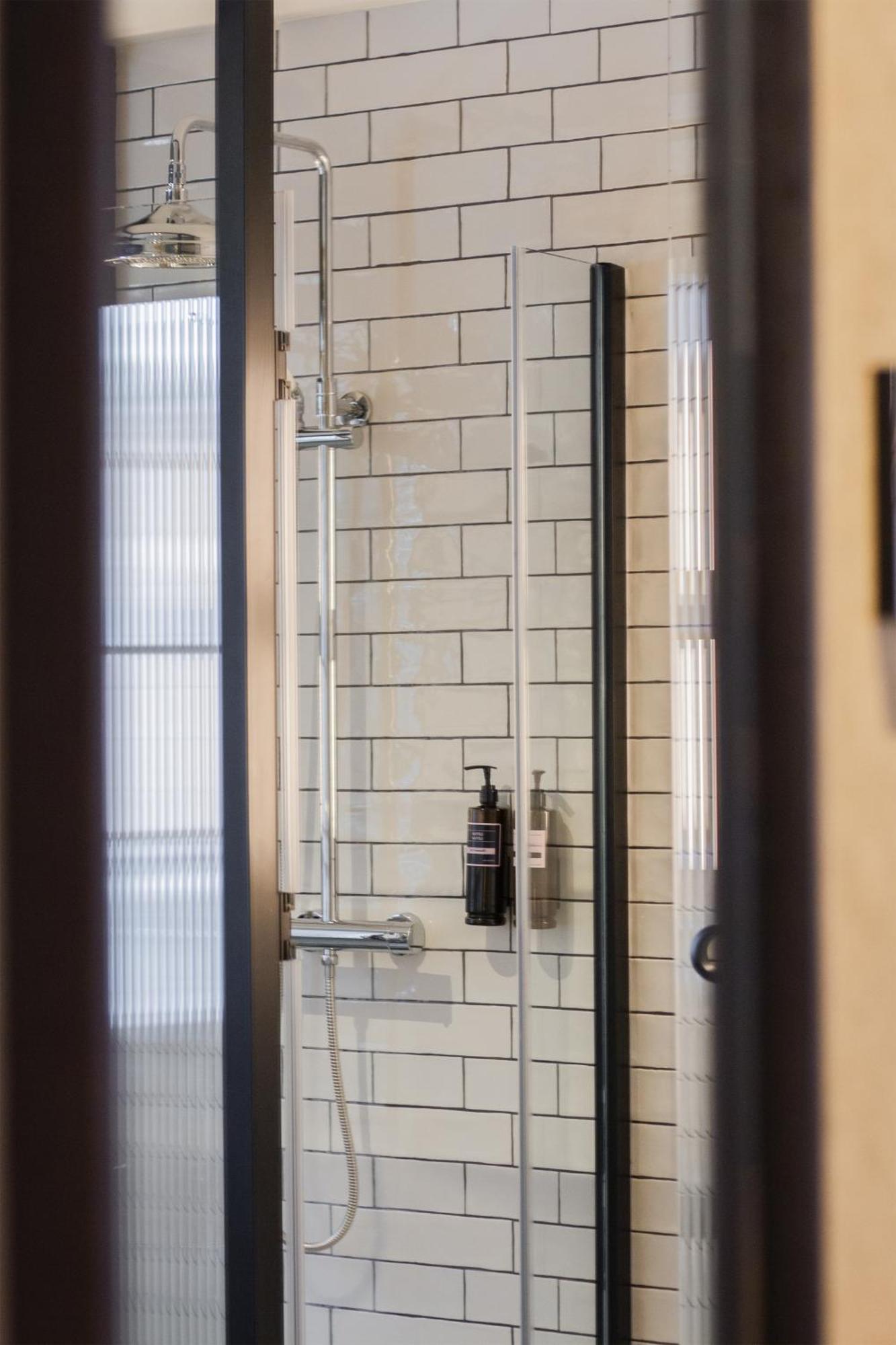 ホテル Letoh Letoh ビルバオ エクステリア 写真