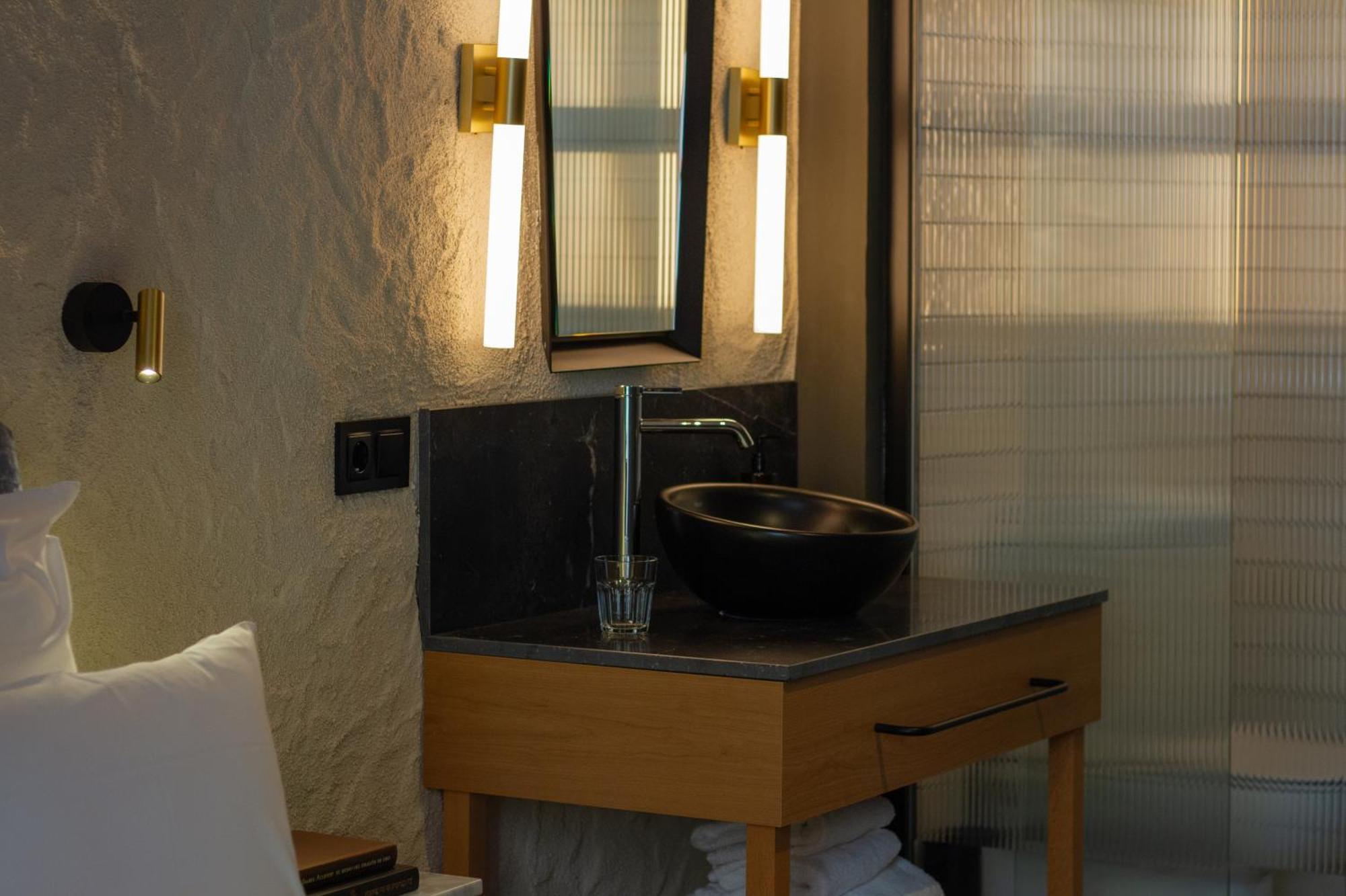 ホテル Letoh Letoh ビルバオ エクステリア 写真